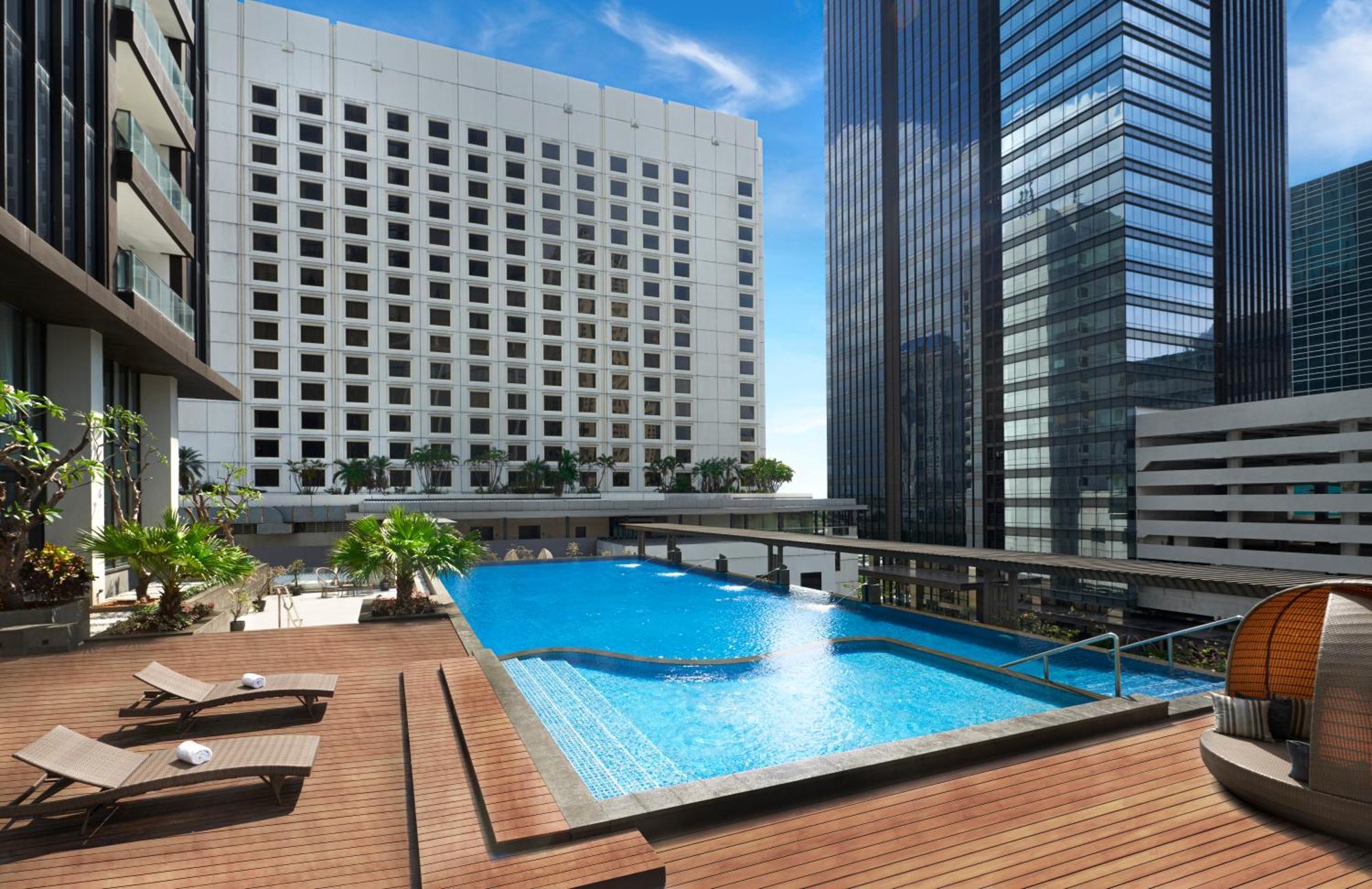 Mangkuluhur Artotel Suites Jakarta Exterior foto